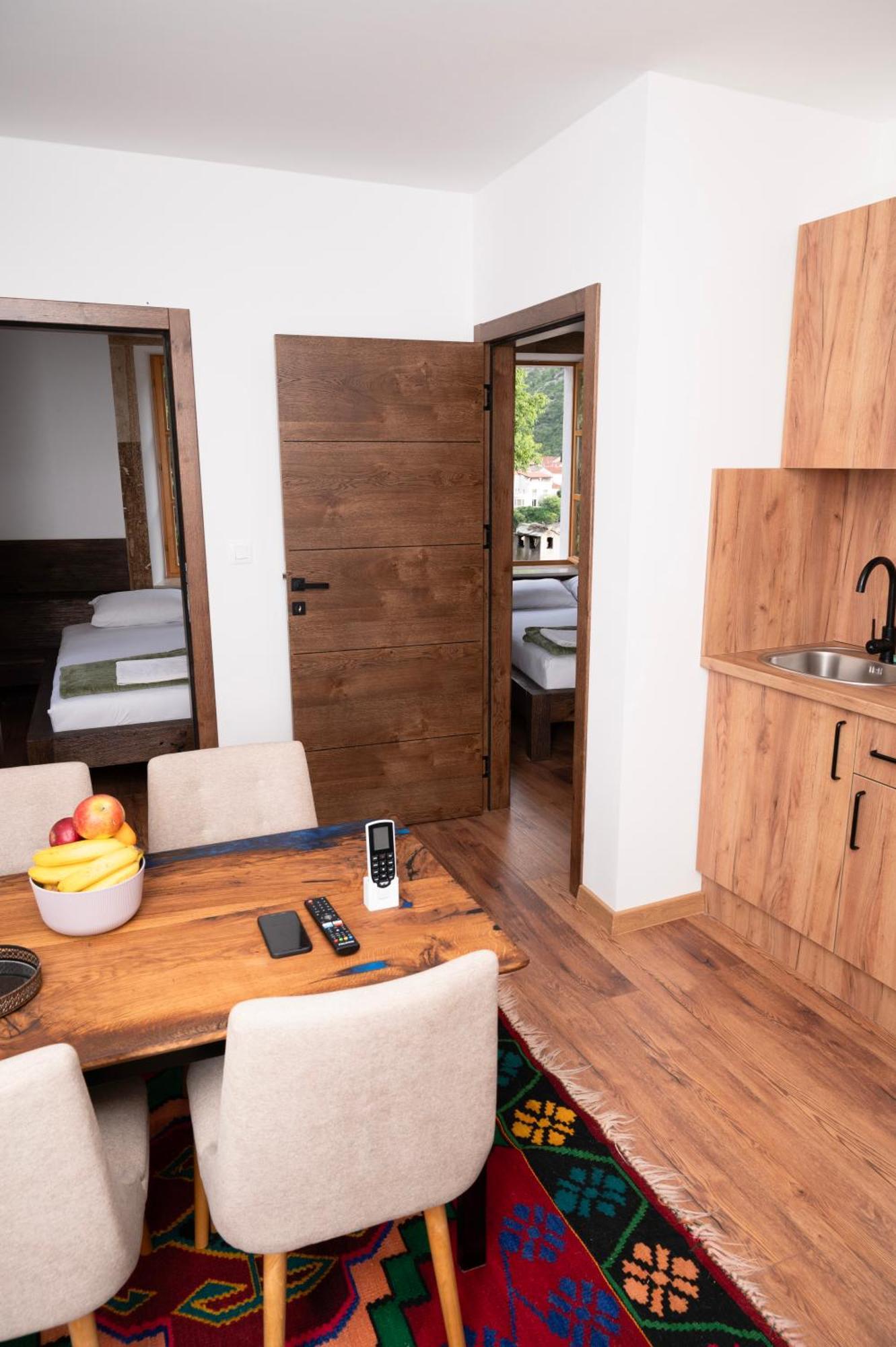 Sunrise Apartments - With Old Bridge View Mostar Bagian luar foto